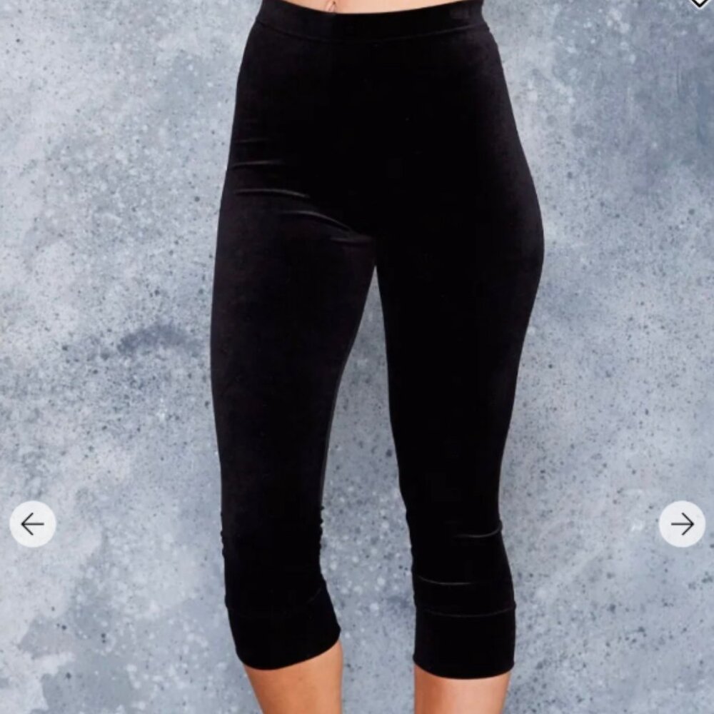 Black Milk Velvet Cropped Leggings size Medium